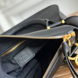 Chloé 02379
