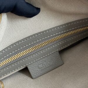 Chloé 02499