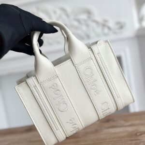 Chloé 02809