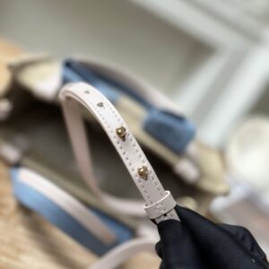 Chloé 02909