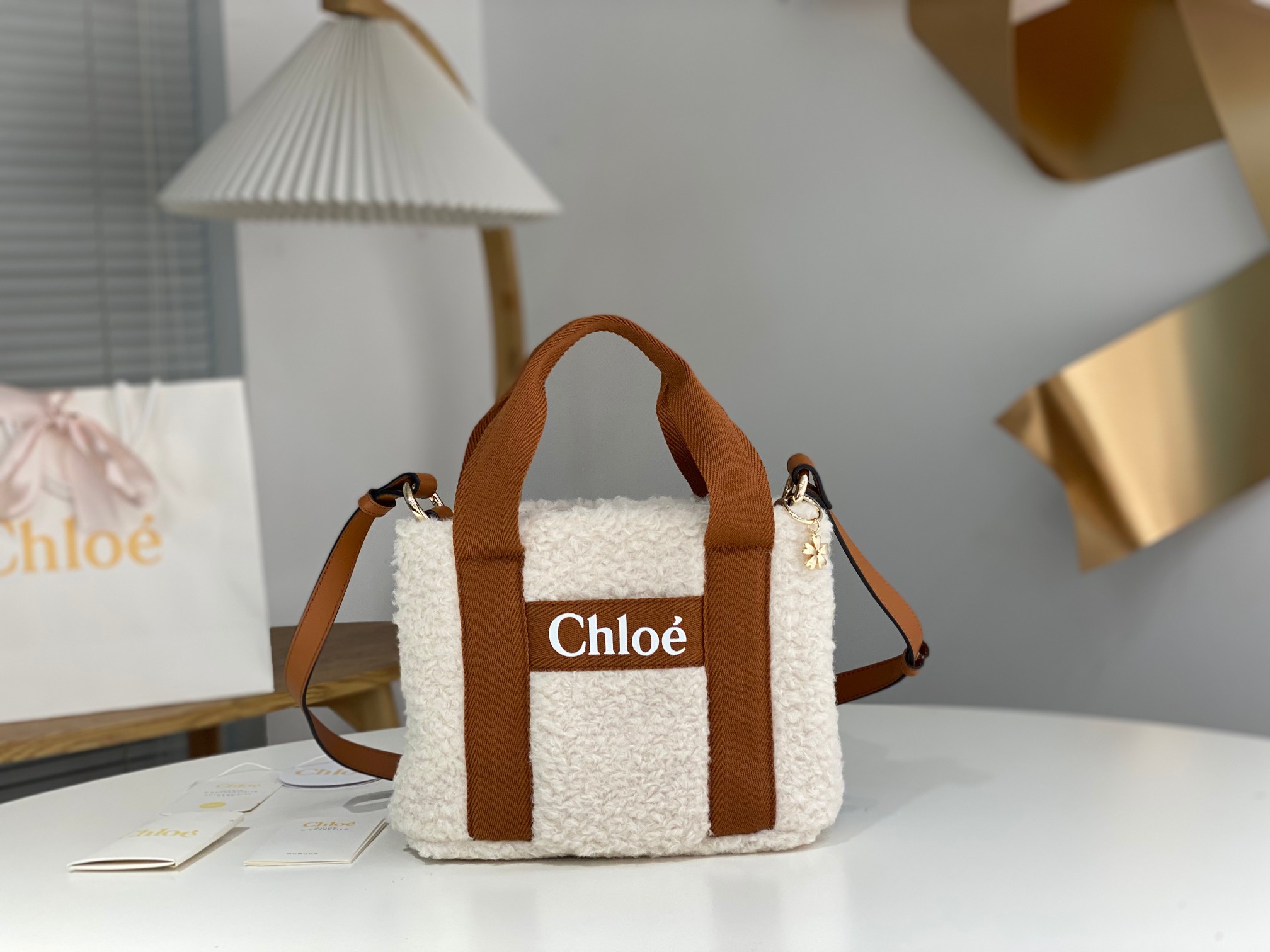 Chloé Chloe Borsa Bianca In Ecoshearling Bambina  bag in brown – white