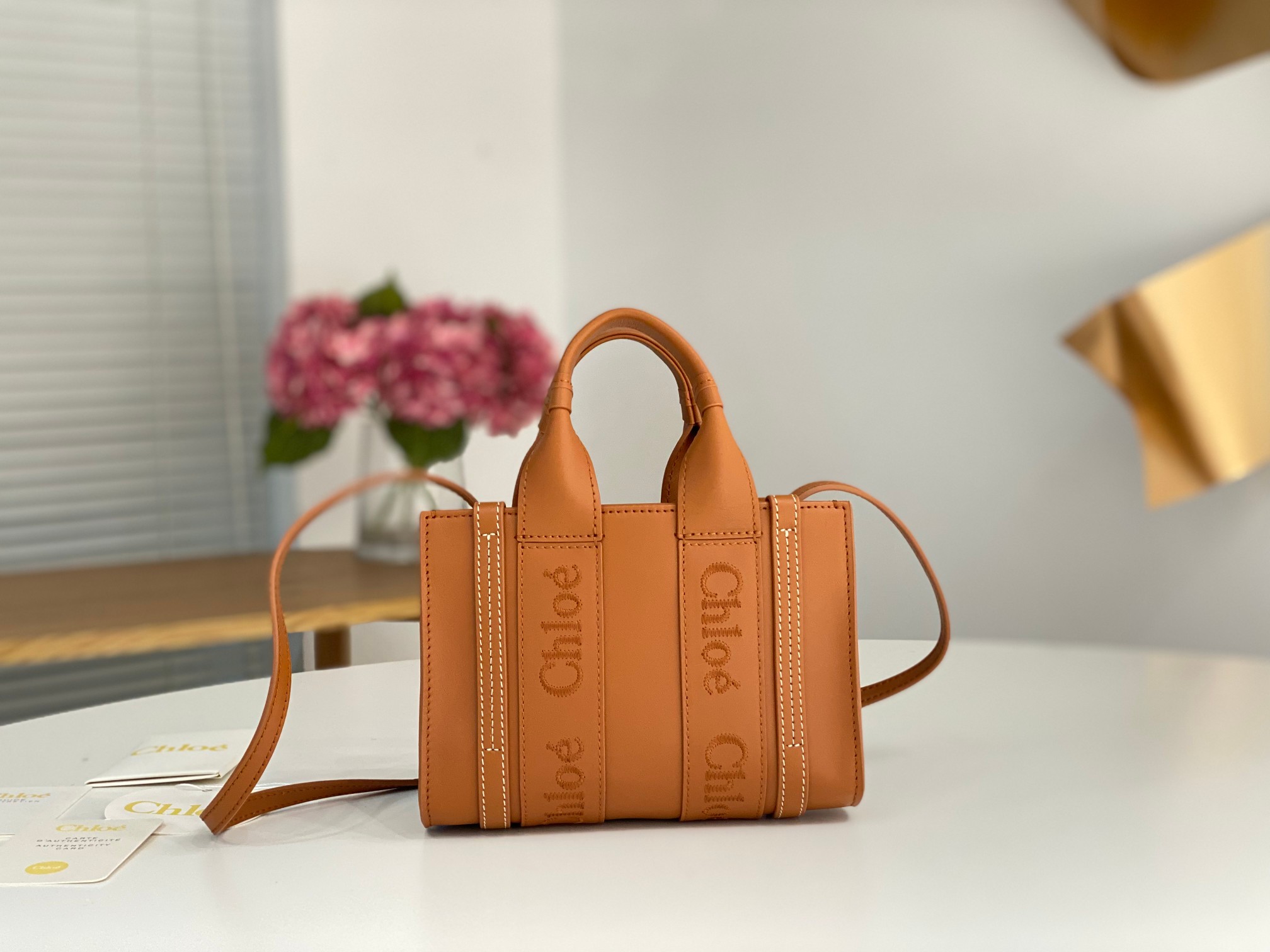 Chloé Woody Leather Tote Bag | Brown | F