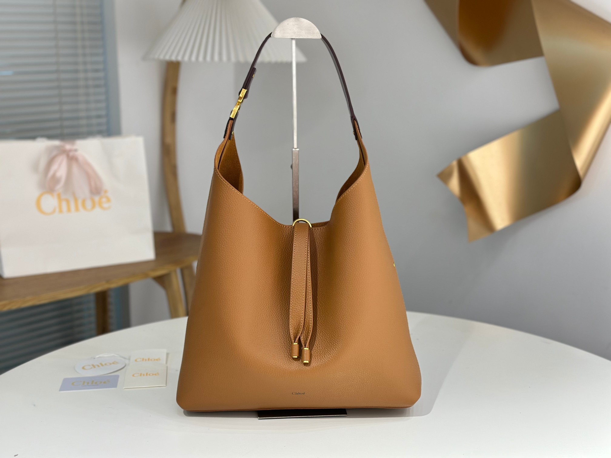 Chloé Marcie Tassel-Closure Tote Bag – Brown |