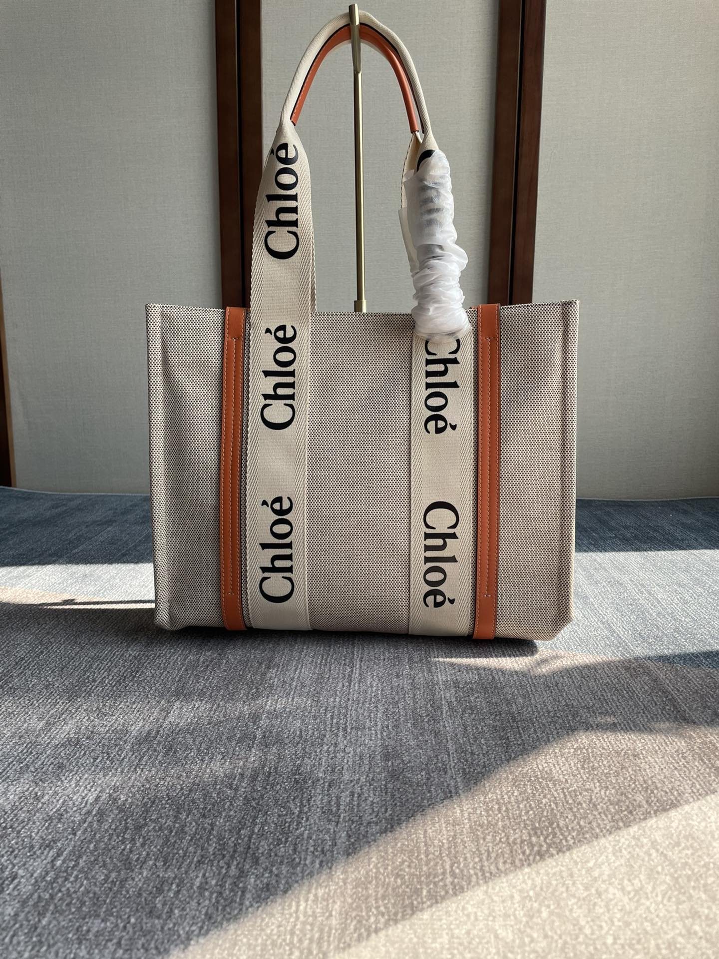 Chloe Woody Tote Bag ‘White Brown’