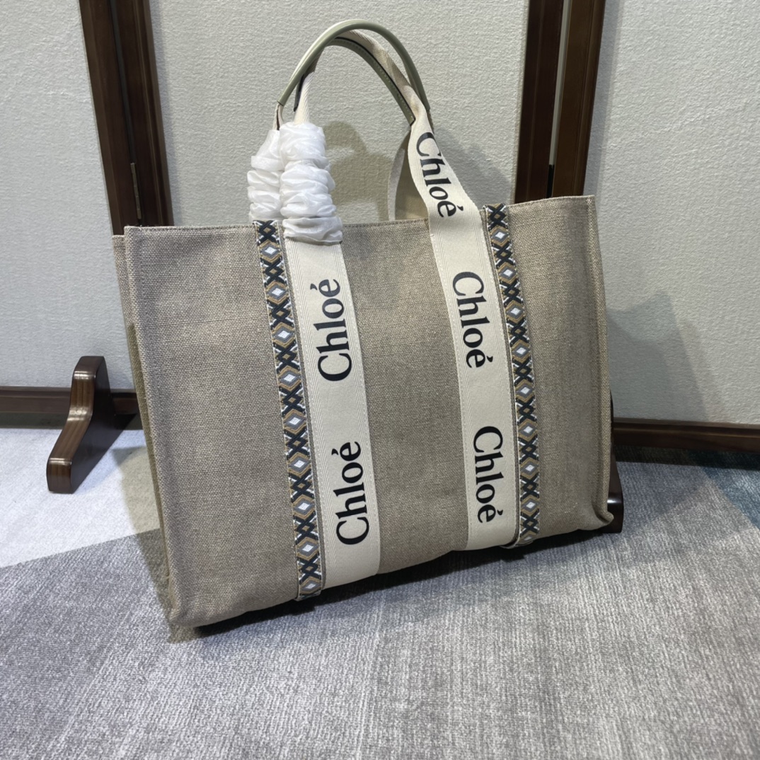 Buy Chloé Green x MADE51 Medium Woody Tote Bag in