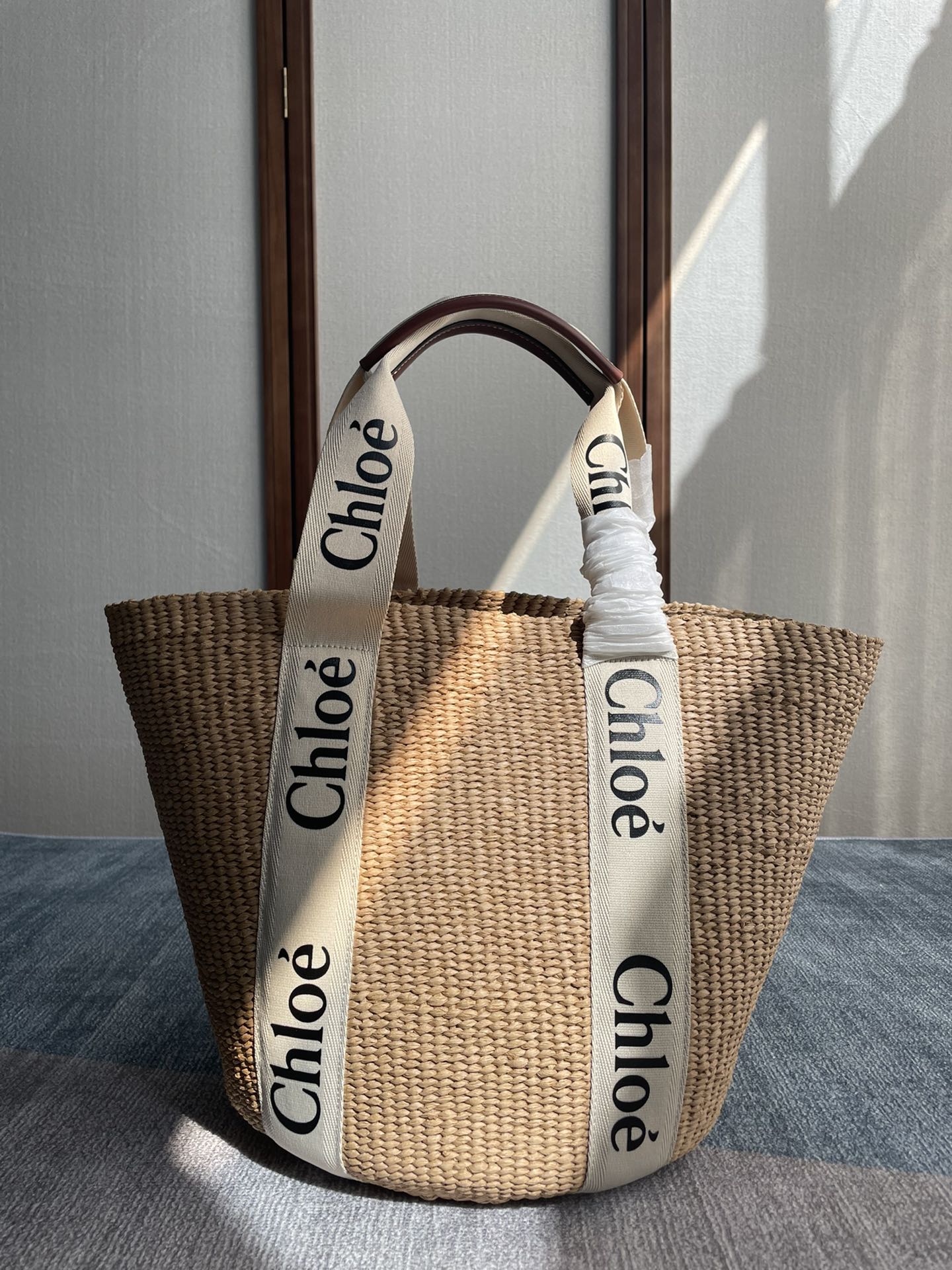 Chloe WOODY Large Basket Bag CHC22SS380G55 beige