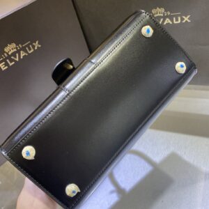 Delvaux 001210
