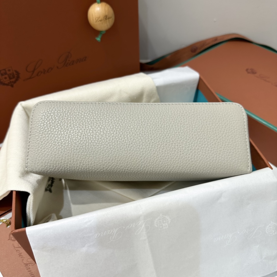 Delvaux 00159