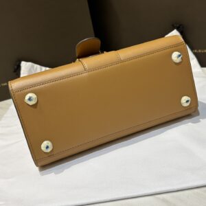 Delvaux 00159