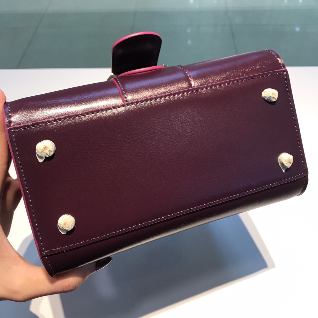 Delvaux 00239