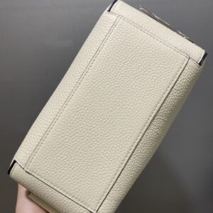 Delvaux 00359