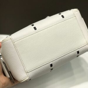 Delvaux 00449