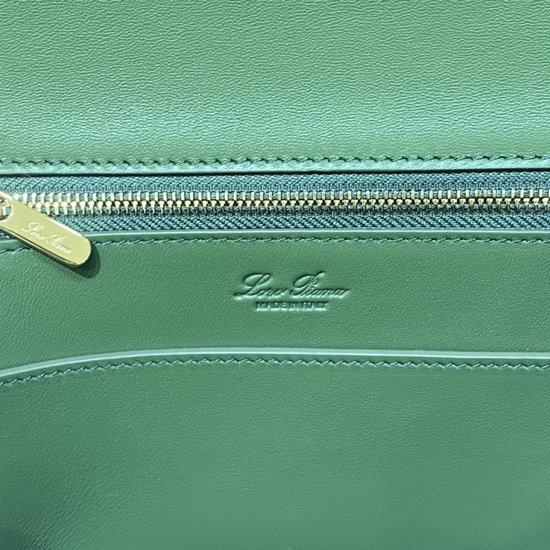 Delvaux 00519