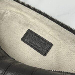Delvaux 00569
