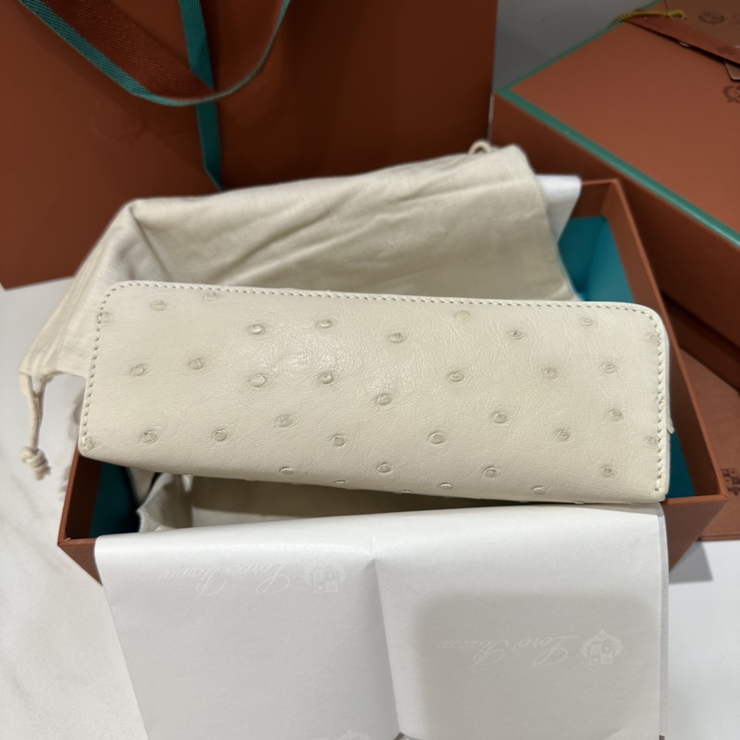 Delvaux 00769