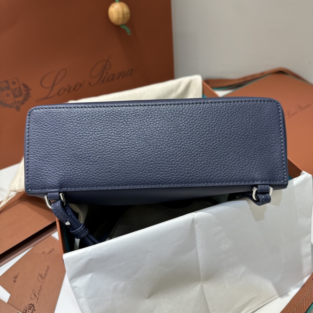Delvaux 00959