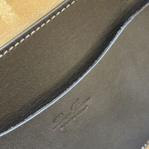 Delvaux 01359