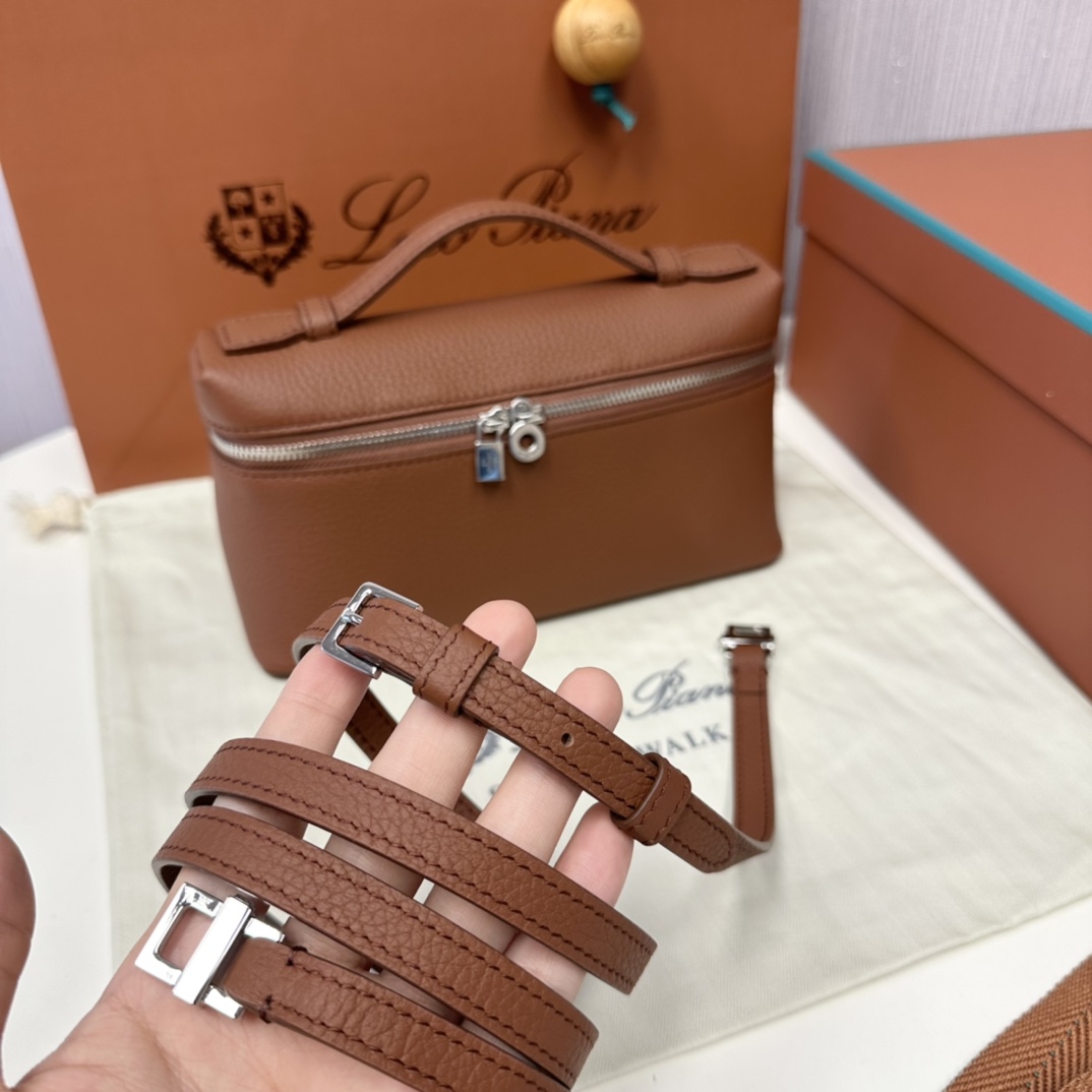 Delvaux 02499
