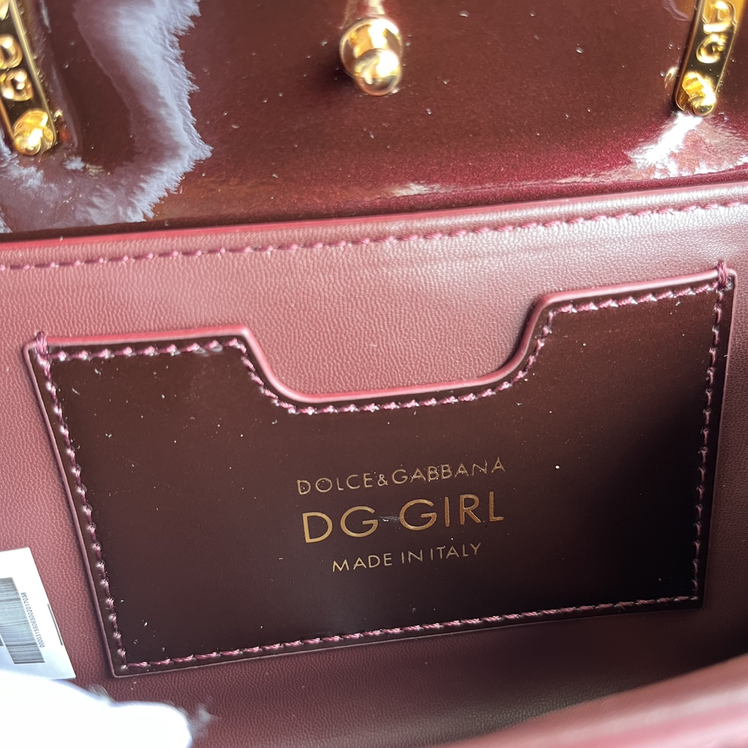 DG  00009