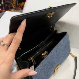 D&G   0009