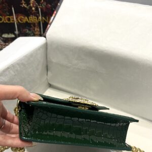 DG 00099