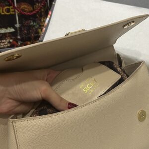 DG 00129