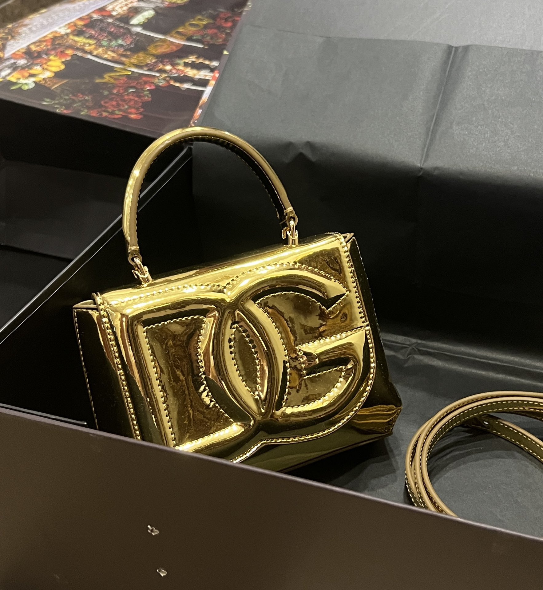 Dolce & Gabbana DG metallic-effect Crossbody Bag | Gold |