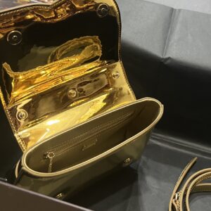 DG 00149