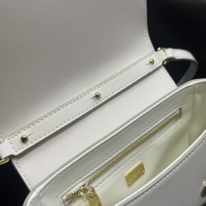 DG  00159