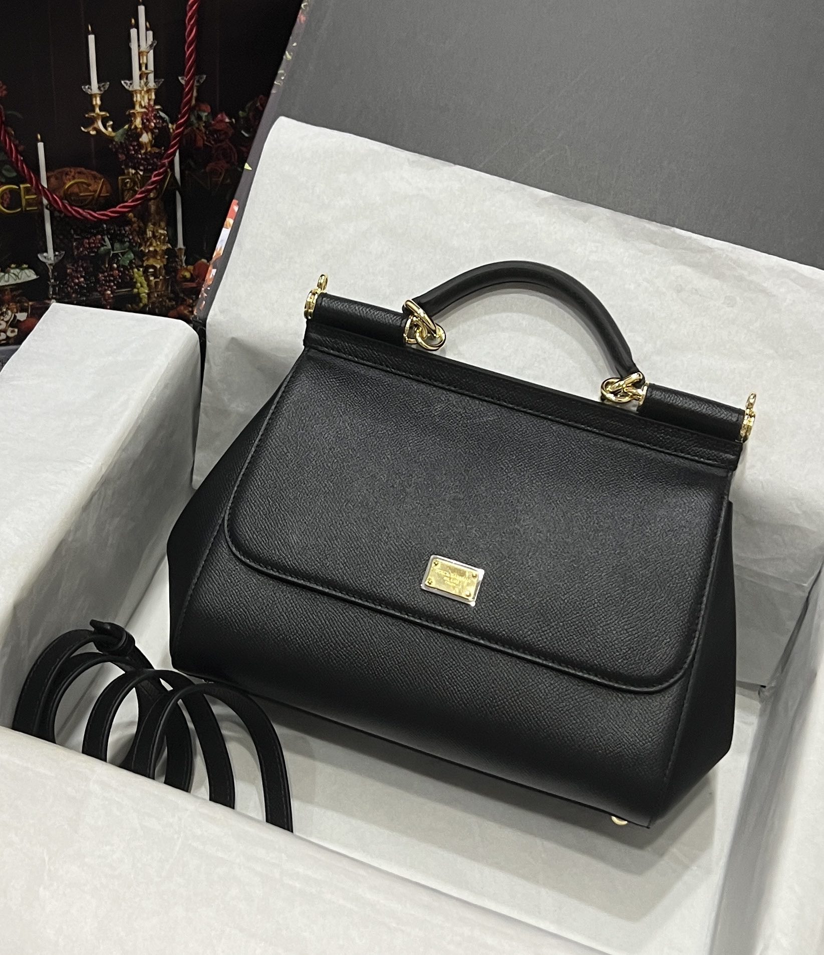 Dolce & Gabbana Medium Sicily handbag in Black for Women | Dolce&Gabbana