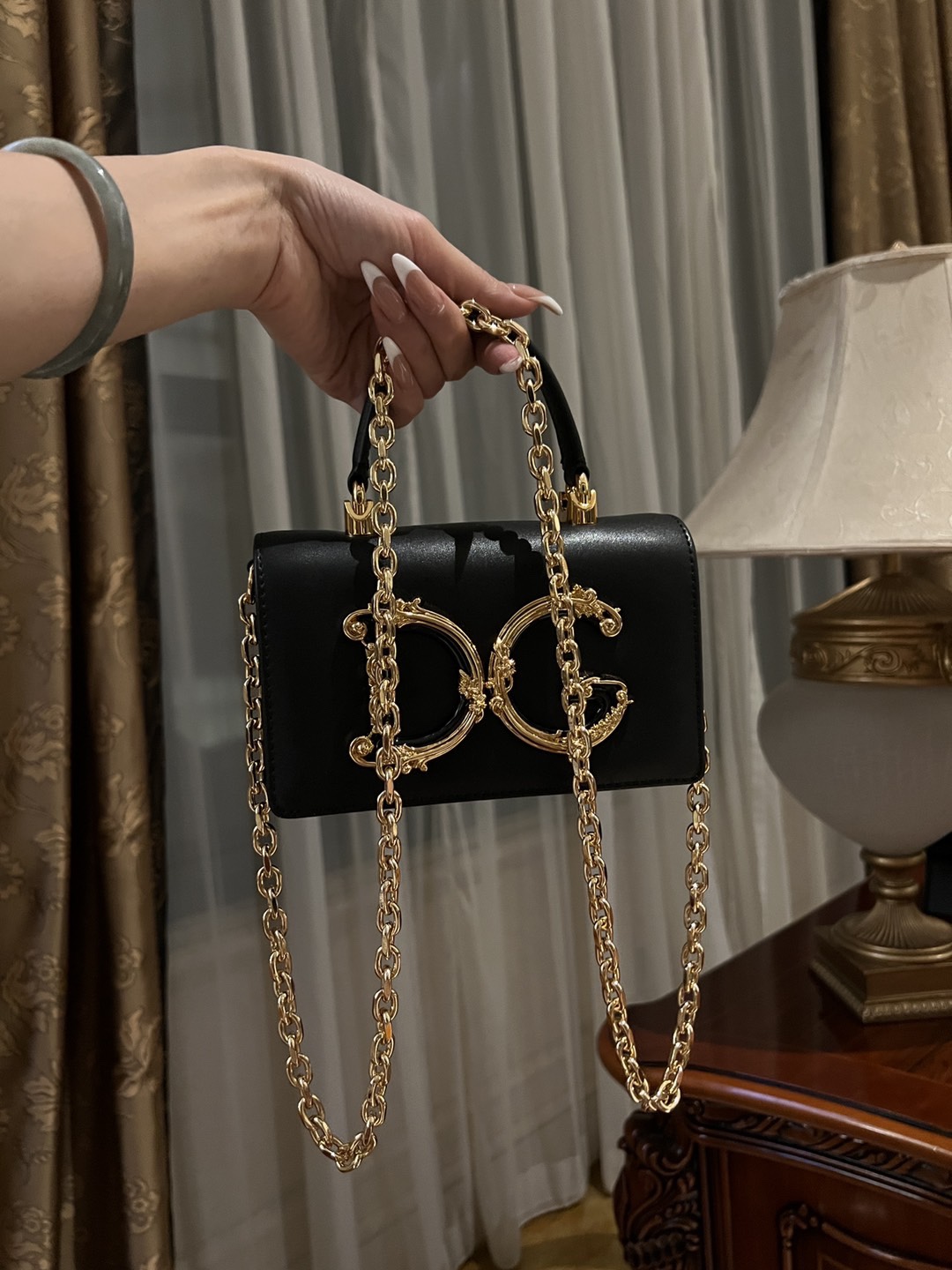 Dolce & Gabbana DG Girls Leather Crossbody Bag | Black |