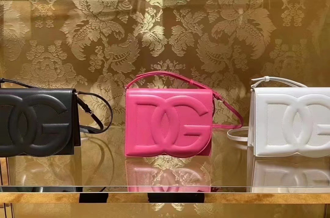 Dolce & Gabbana DG Logo Leather Crossbody Bag – Pink Crossbody Bags, Handbags – DAG412605