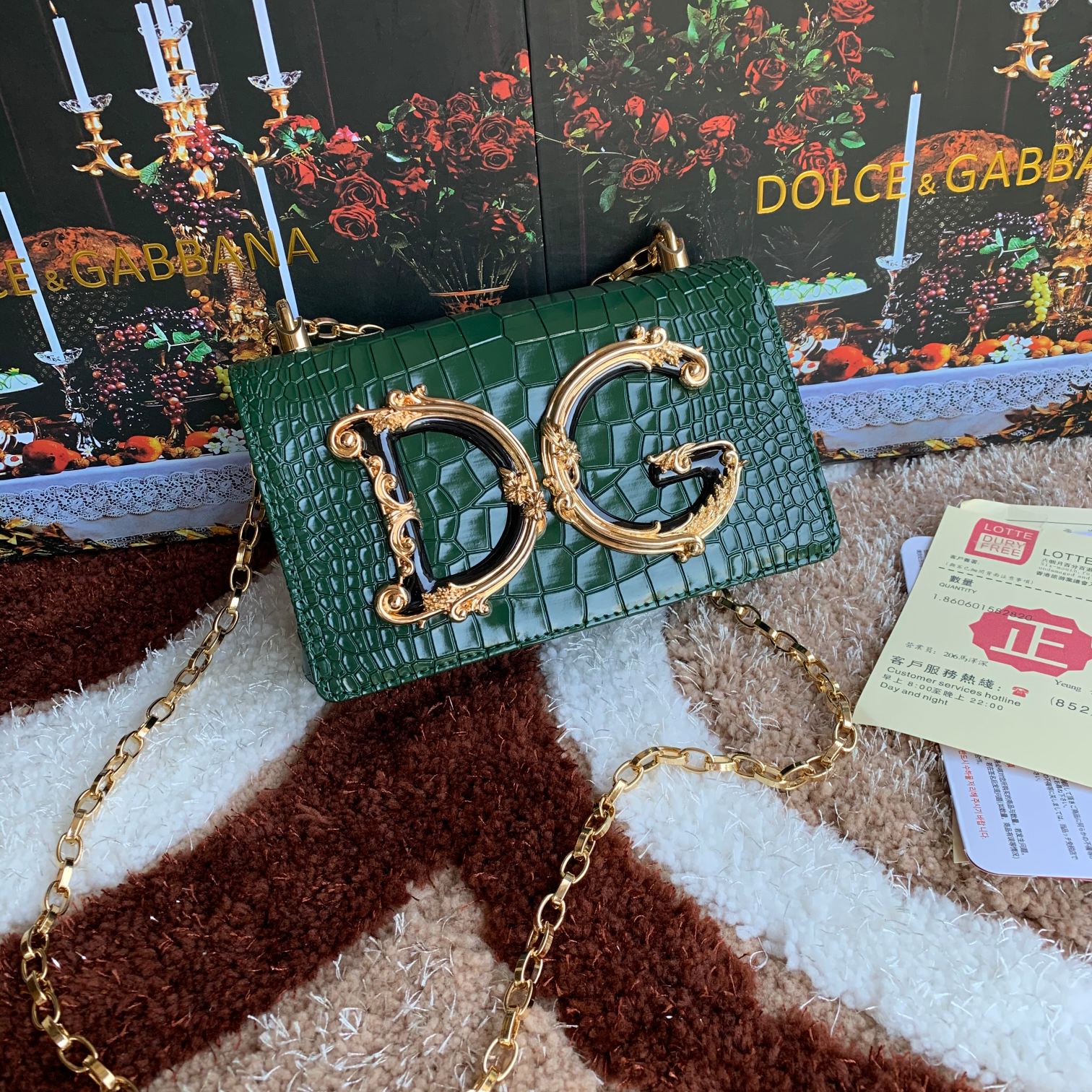 D&GDg girls patent leather clutch bag Dolce & Gabbana Green in