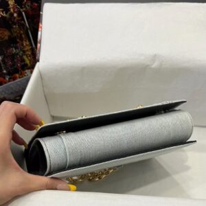 D&G   0029
