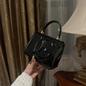 D&G  0049