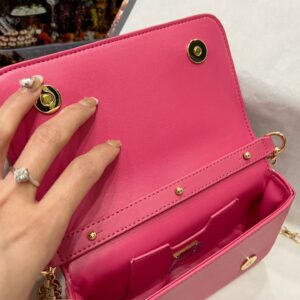 D&G   0049