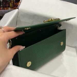 D&G  0079