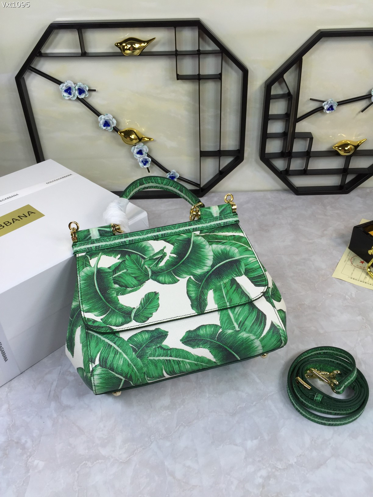 D&G  Sicily leather handbag Dolce & Gabbana Green in Leather -089