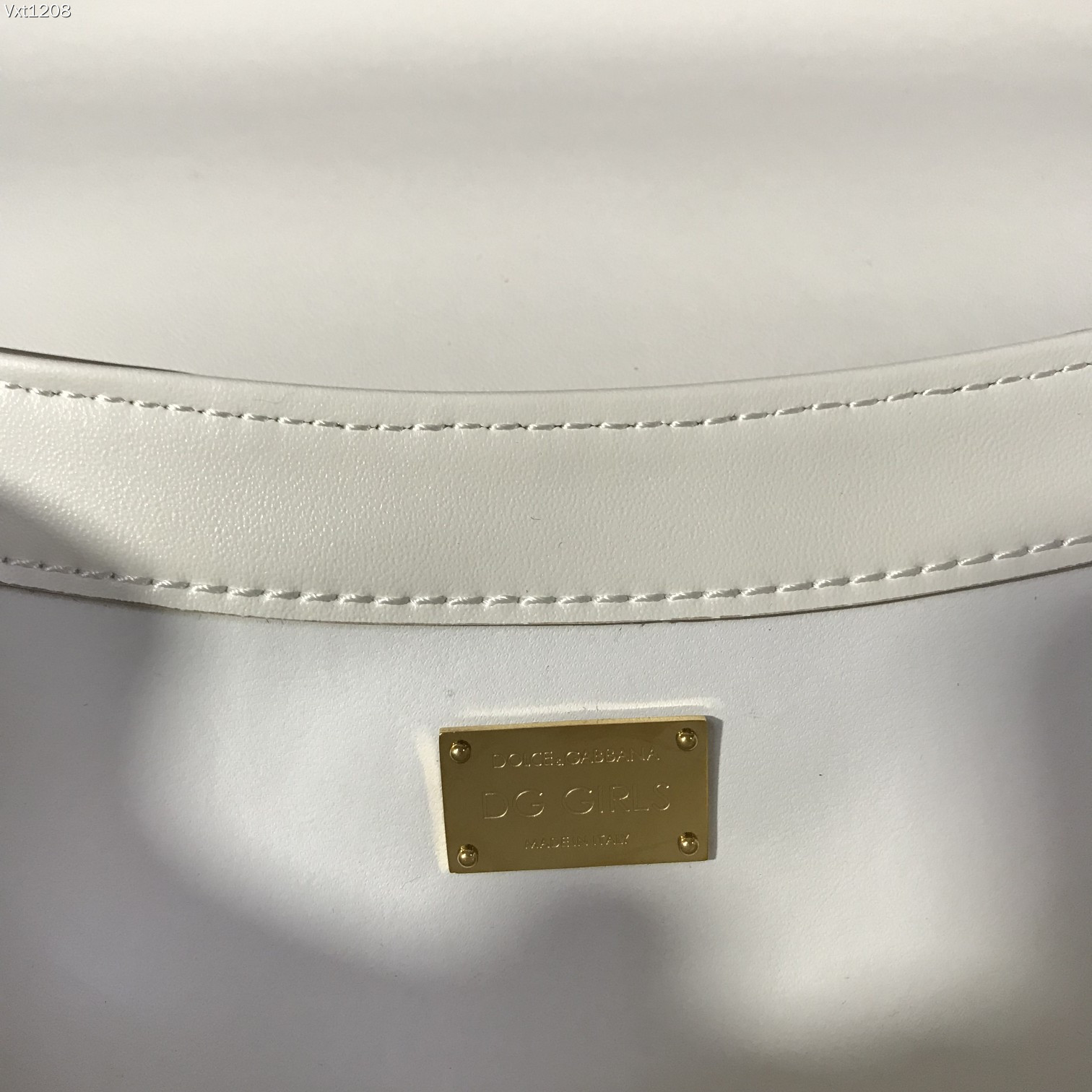 D&G 0119