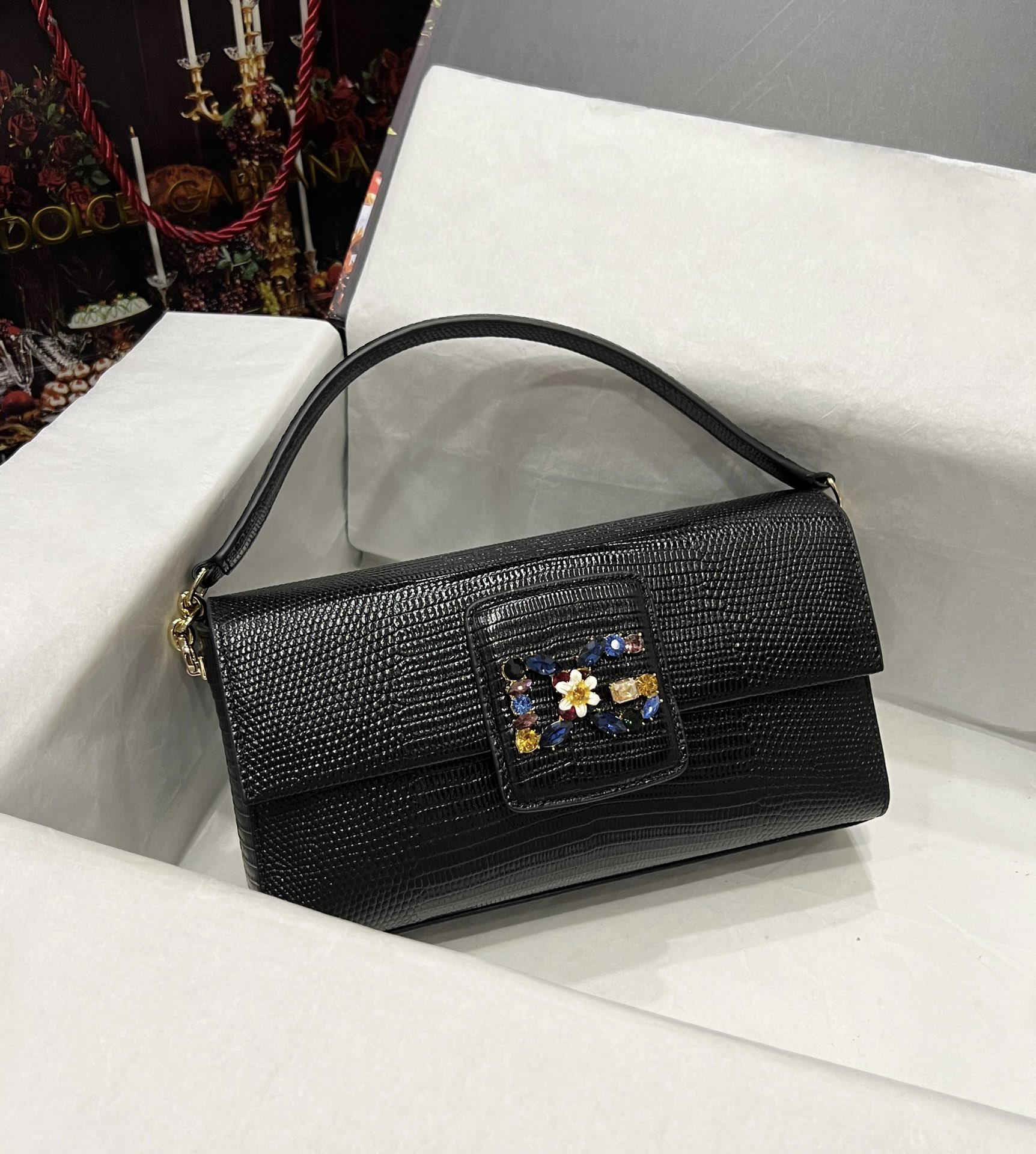 Dolce & Gabbana – Bringing everything to you at the best