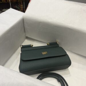 D&G 0149