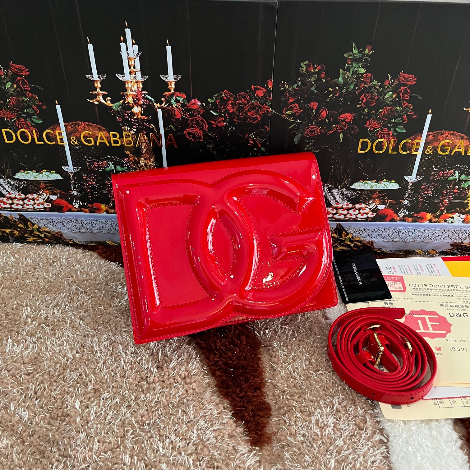 Dolce & Gabbana DG Logo Leather Crossbody Bag | Red