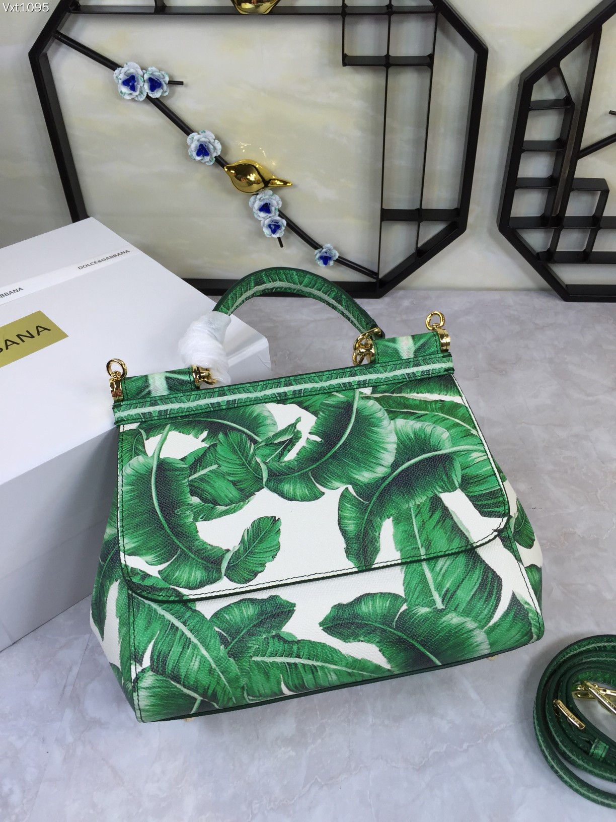 DOLCE & GABBANA Dauphine Banana Leaf Print Medium Mis