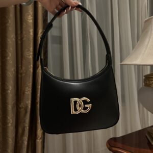 DG  0229