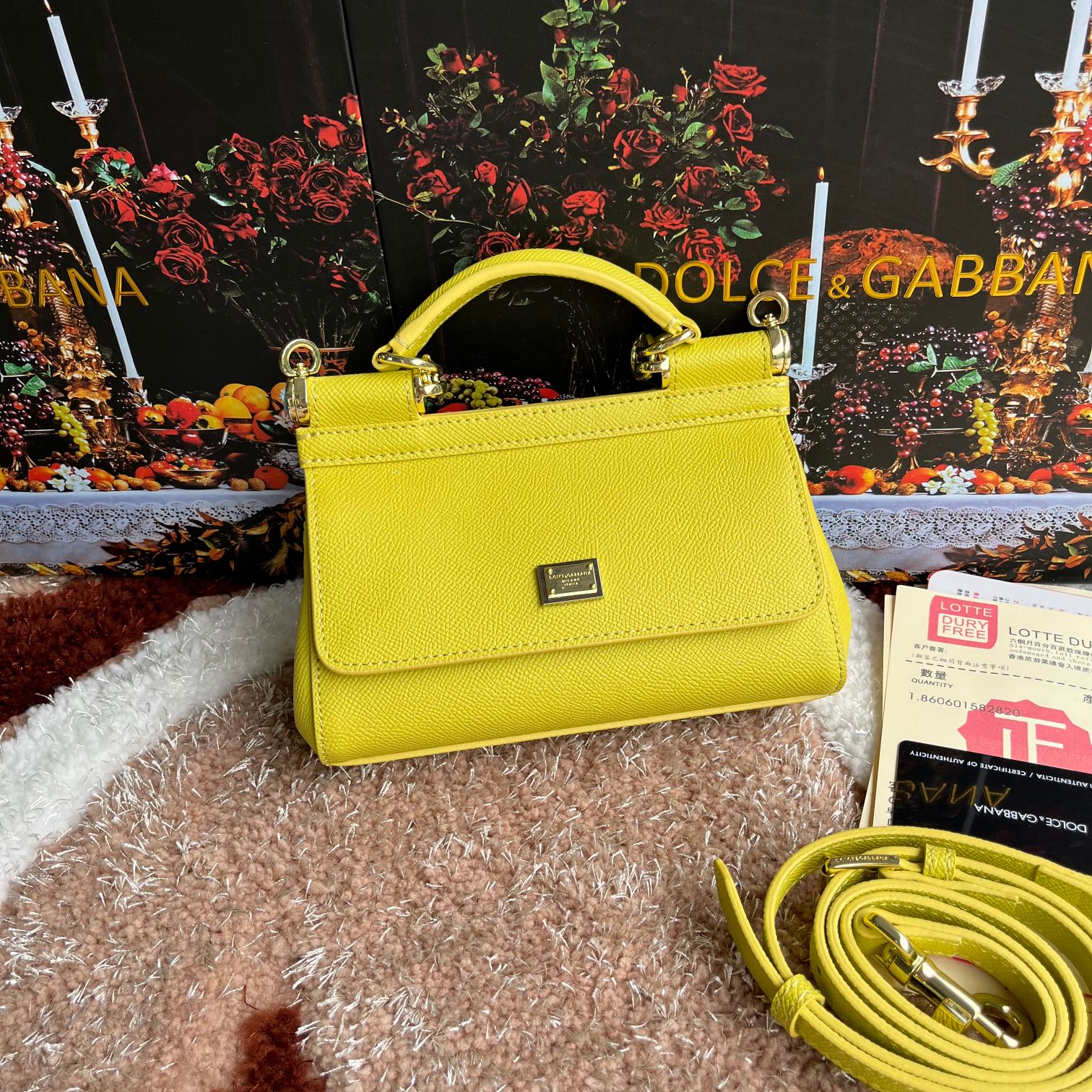 Dolce & Gabbana Small Sicily handbag in Yellow for Women | Dolce&Gabbana
