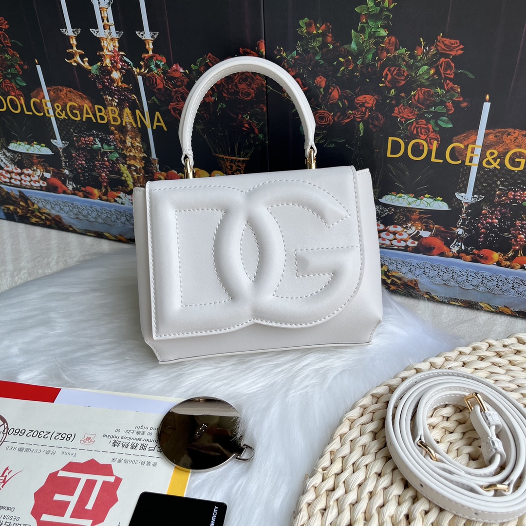 Dolce & Gabbana DG Logo Bag crossbody box bag in Silver for Women