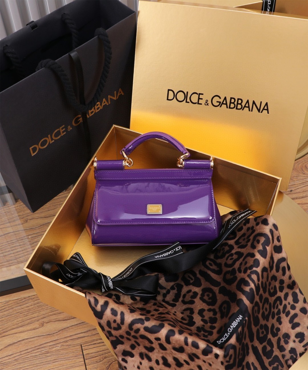 Dolce & Gabbana Small Sicily handbag in Purple for Women | Dolce&Gabbana