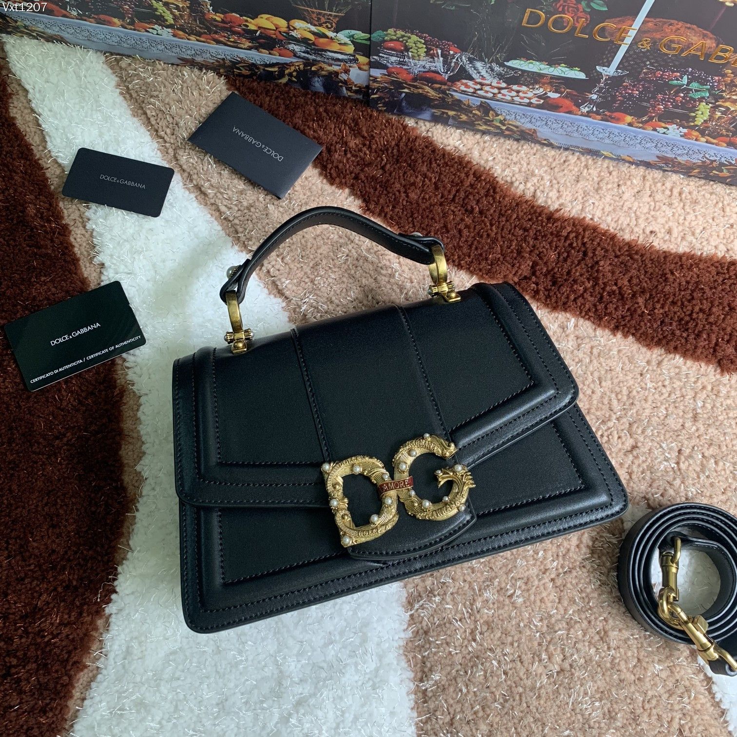 Dolce & Gabbana DG Amore bag in calfskin black
