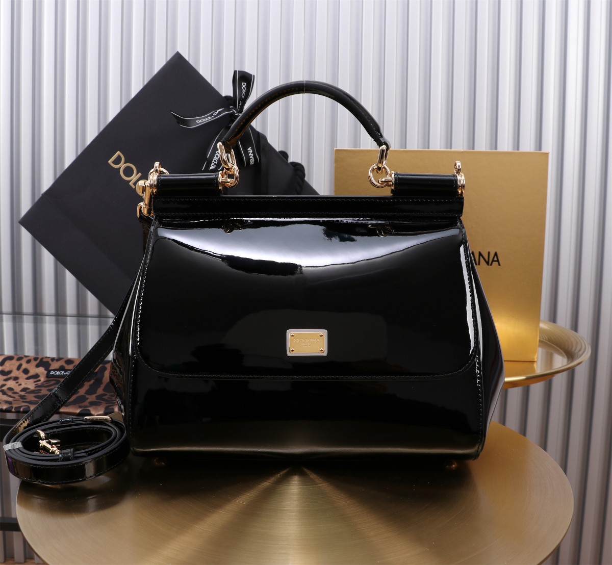 Dolce & Gabbana Medium Sicily Tote Bag | Black