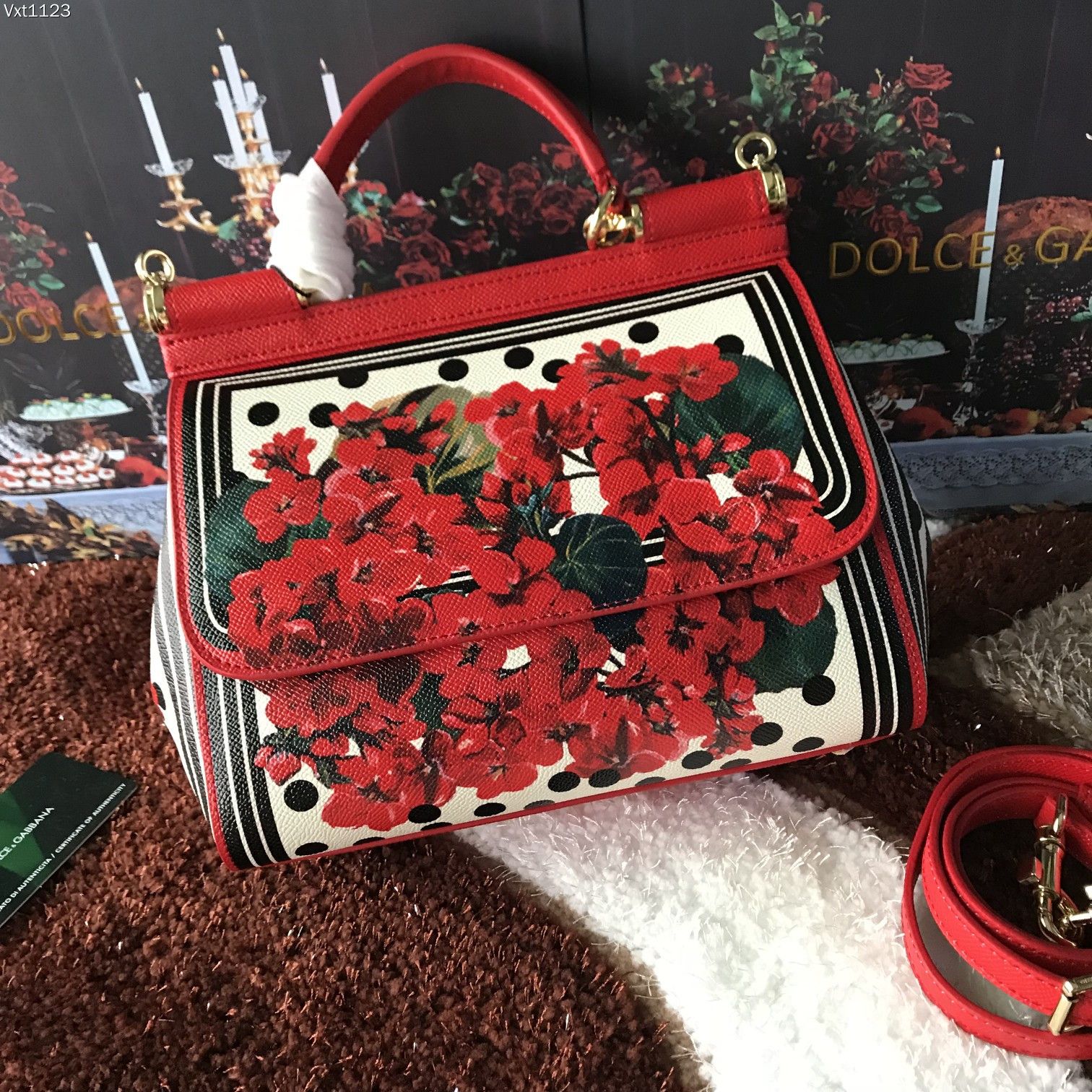 Dolce & Gabbana Leather Top Handle Bag – White Handle Bags, Handbags – DAG507137